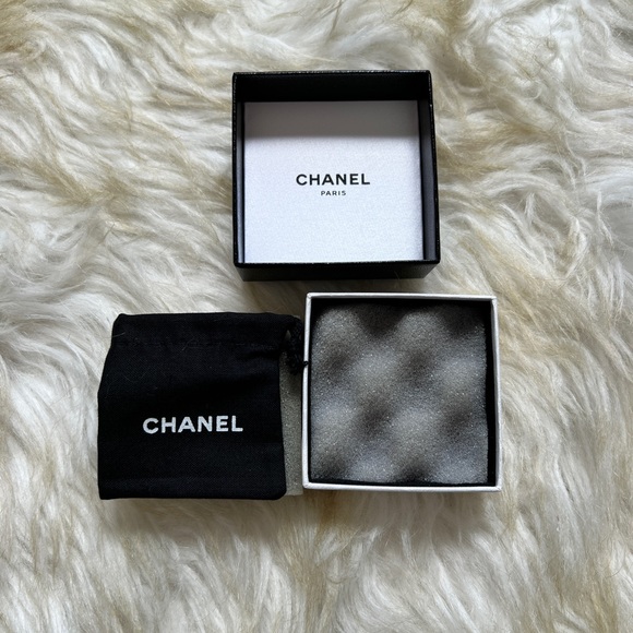 Chanel Bag and Boxes - Picture 3 of 3